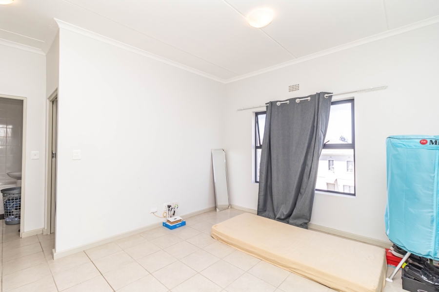 1 Bedroom Property for Sale in Parklands Western Cape